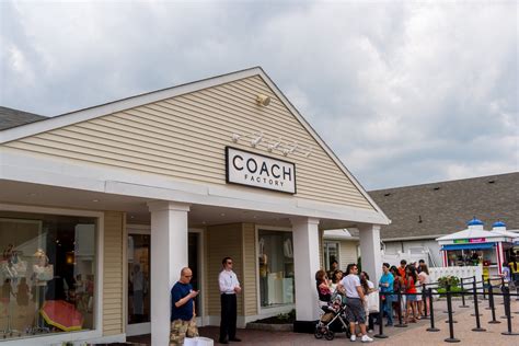 factory outlet new york coach